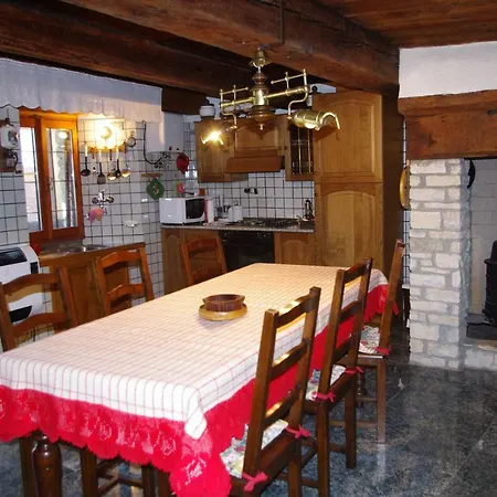 La Meiron De Plouc * Saint Marcel
